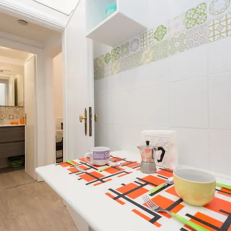 Vittorio Emanuele Apartment Rome