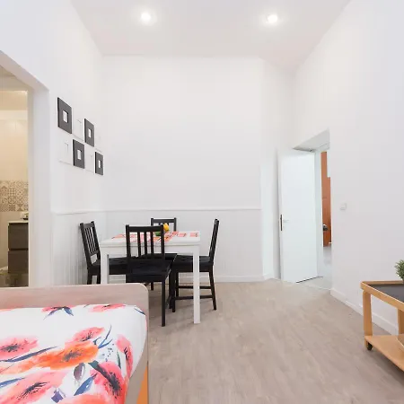 Apartment Vittorio Emanuele Rome