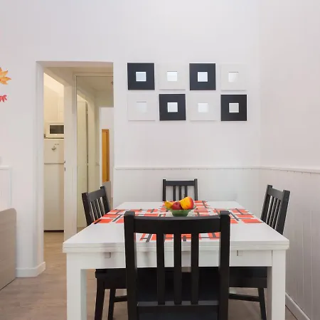 Vittorio Emanuele Apartment Rome
